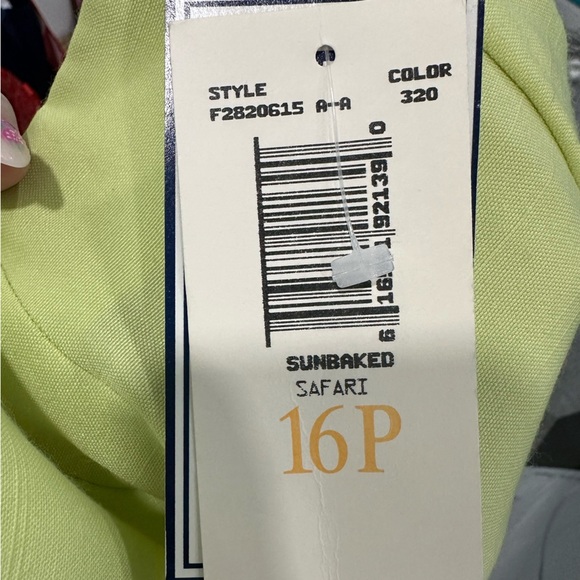 First Issue by Liz Claiborne Elegant Lime Green Skirt - Size 16 - Picture 5 of 6